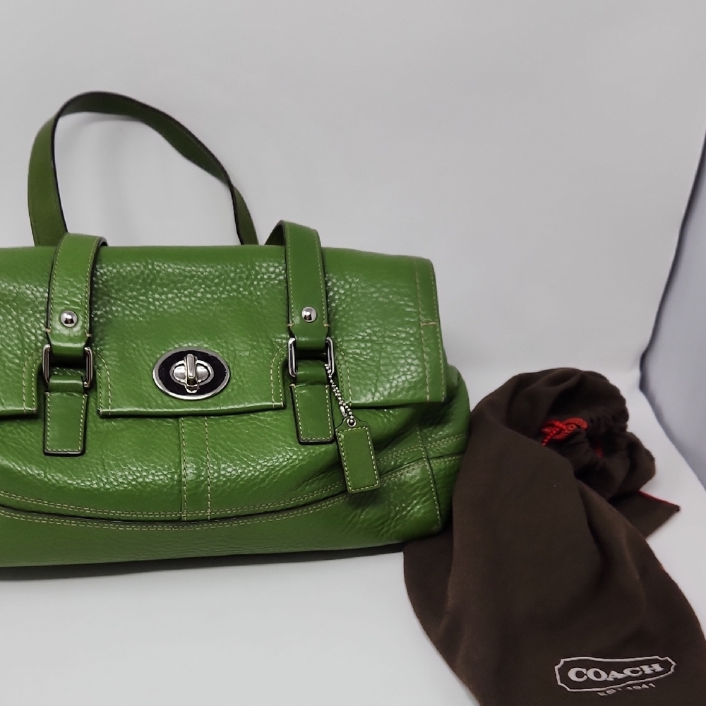 Coach Green Genuine Leather purse with Turnlock Closure. Matching Wallet,Silk Sc